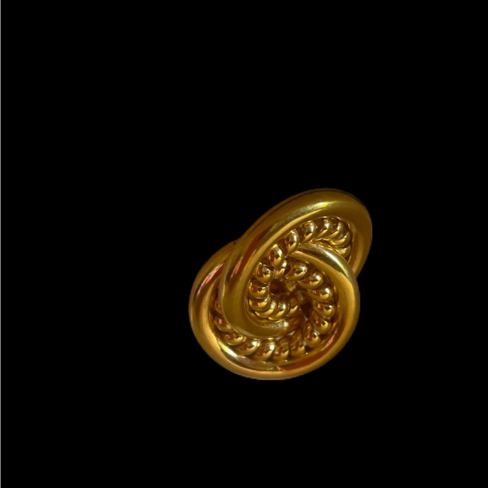 2 pairs Vintage pierced earrings